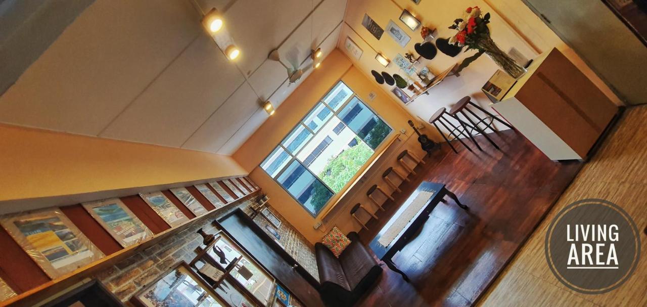 Escape Backpackers Kk Hostel โกตาคินาบาลู ภายนอก รูปภาพ