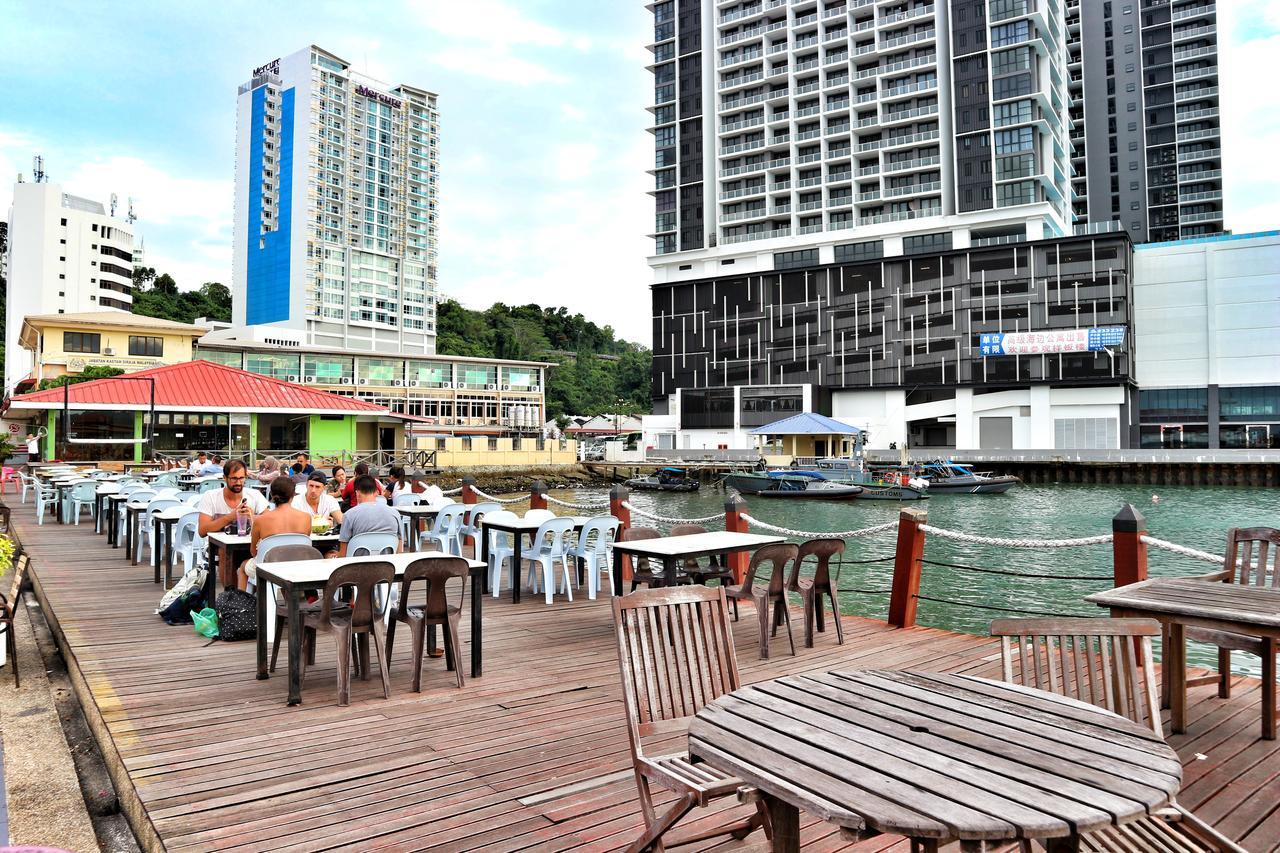 Escape Backpackers Kk Hostel โกตาคินาบาลู ภายนอก รูปภาพ