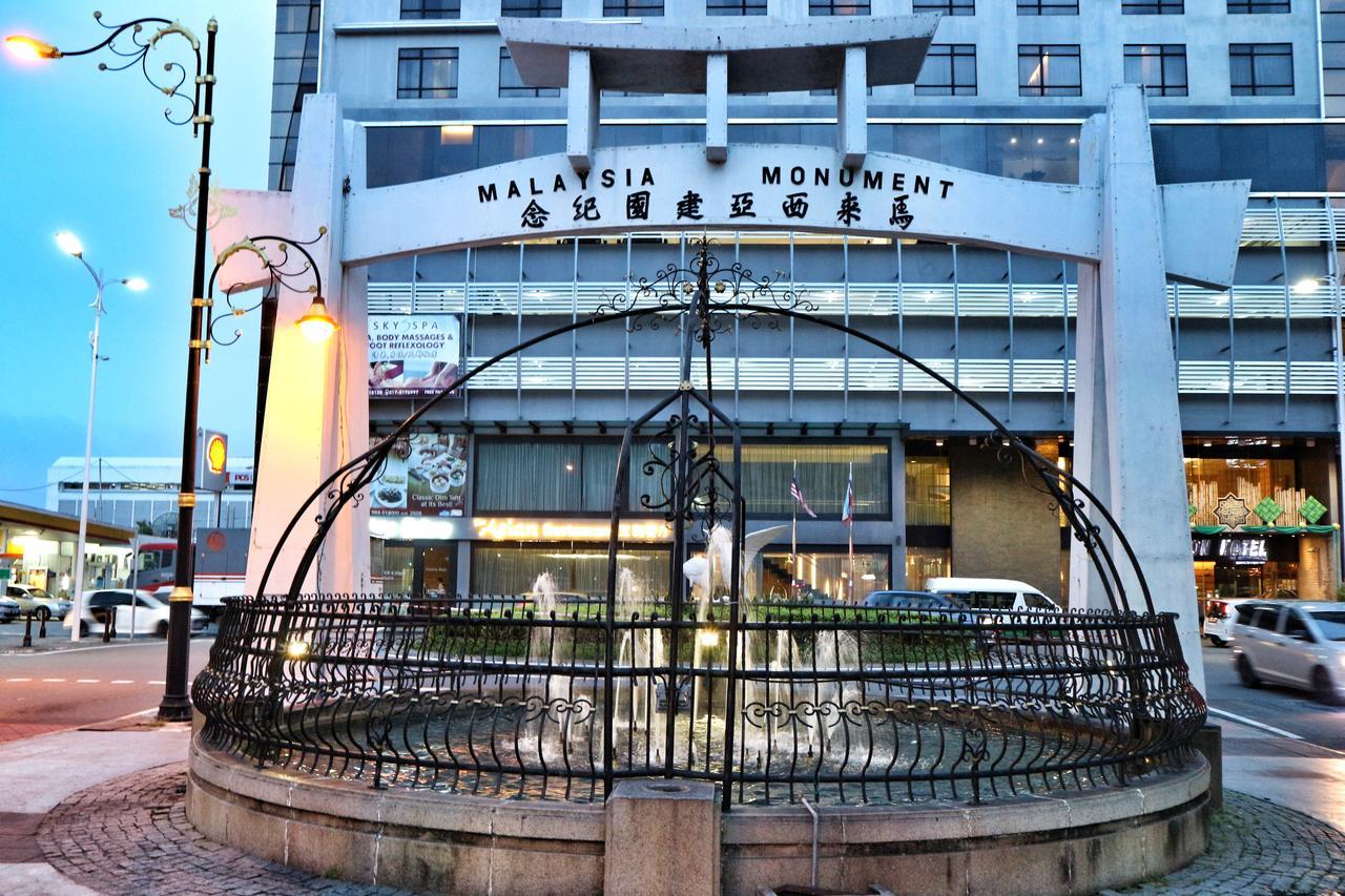Escape Backpackers Kk Hostel โกตาคินาบาลู ภายนอก รูปภาพ