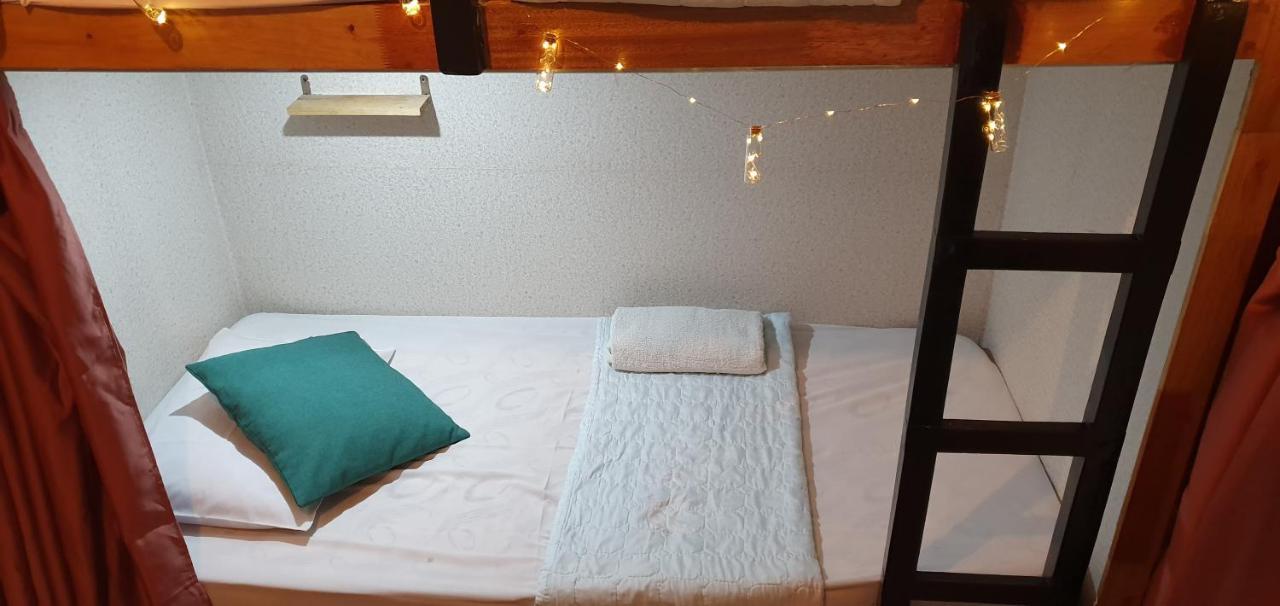 Escape Backpackers Kk Hostel โกตาคินาบาลู ภายนอก รูปภาพ