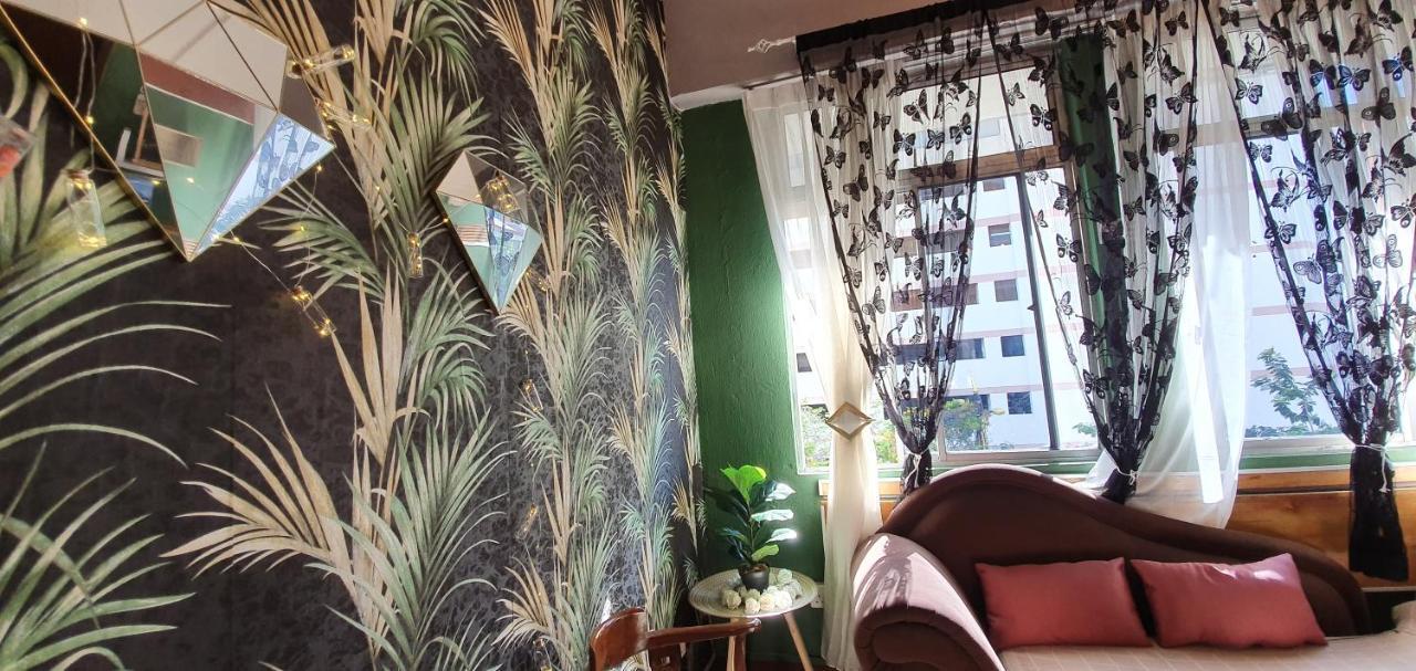 Escape Backpackers Kk Hostel โกตาคินาบาลู ภายนอก รูปภาพ